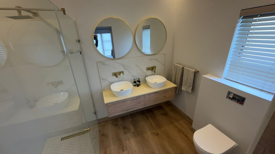 3 Bedroom Property for Sale in Fraaiuitsig Western Cape